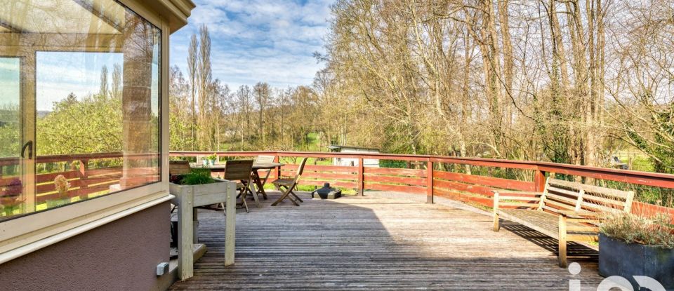 Maison traditionnelle 4 pièces de 130 m² à Tourville-en-Auge (14130)