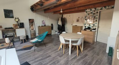 Duplex 3 pièces de 66 m² à Bezouce (30320)