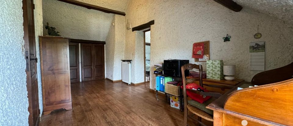 Longere 8 rooms of 234 m² in Égreville (77620)