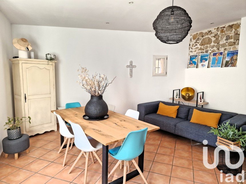 Village house 5 rooms of 125 m² in Sallèles-d'Aude (11590)