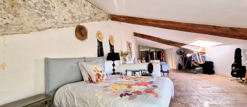 Village house 5 rooms of 125 m² in Sallèles-d'Aude (11590)