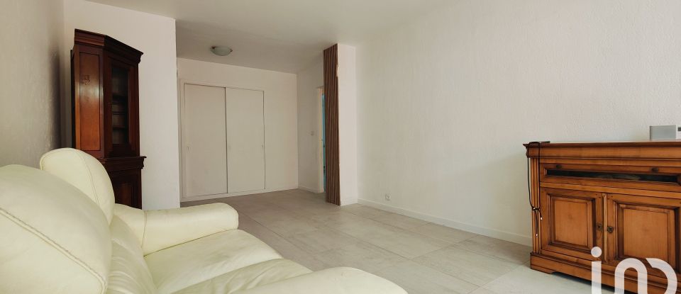 Apartment 3 rooms of 62 m² in La Garde (83130)