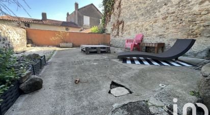 House 3 rooms of 123 m² in Parthenay (79200)