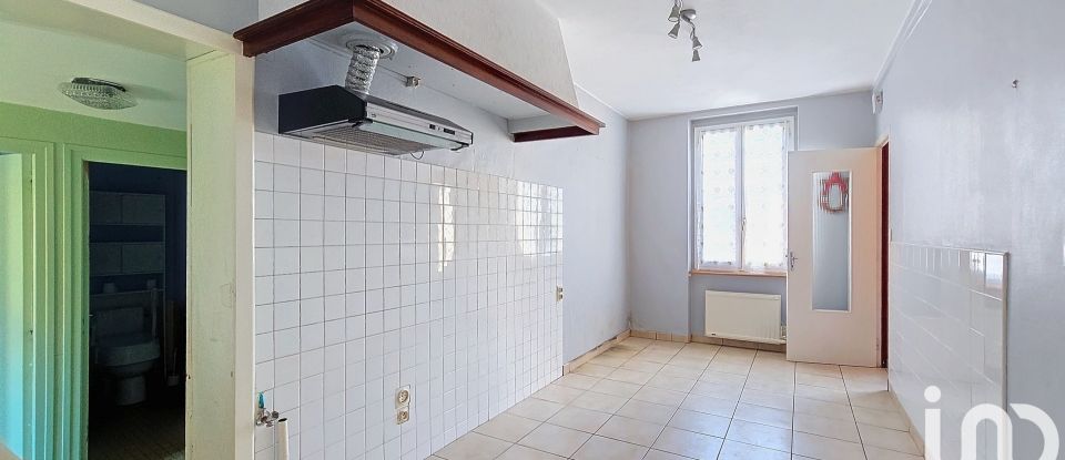 Maison 4 pièces de 85 m² à Saint-Léopardin-d'Augy (03160)