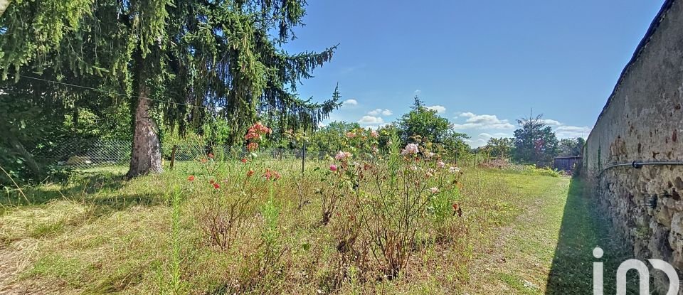 Maison 4 pièces de 85 m² à Saint-Léopardin-d'Augy (03160)