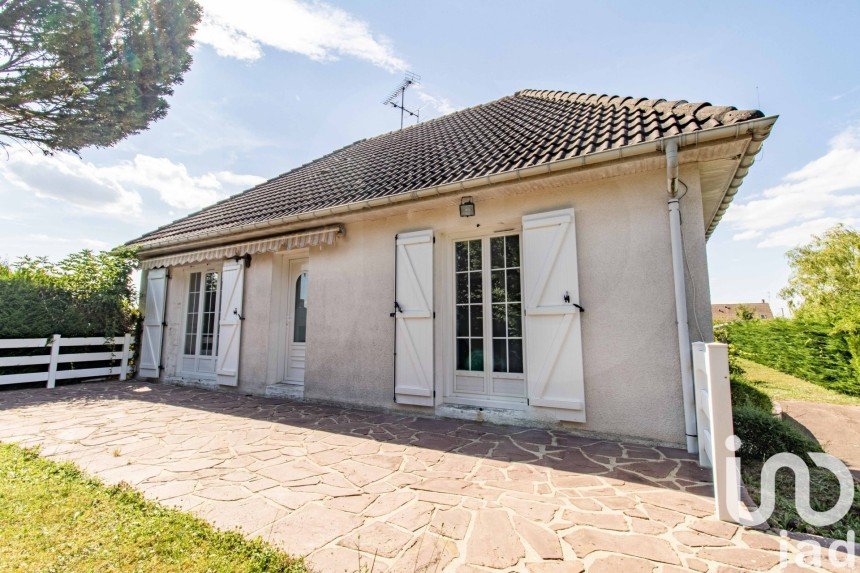 Maison 5 pièces de 86 m² à Villevoques (45700)