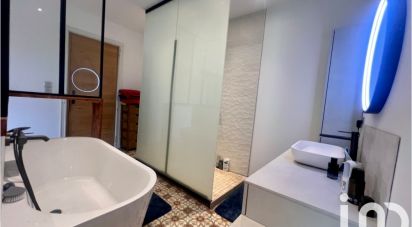 Mas 3 rooms of 80 m² in Saint-Rémy-de-Provence (13210)