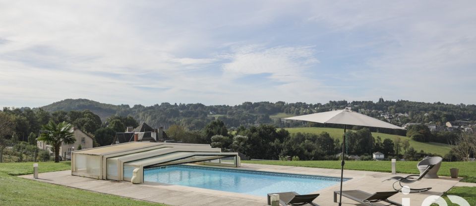 Maison d’architecte 9 pièces de 238 m² à Uzerche (19140)