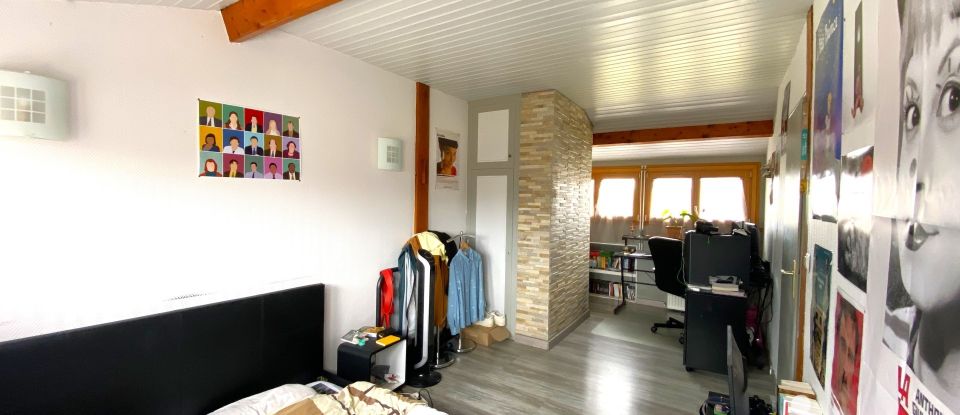 Traditional house 6 rooms of 118 m² in Le Grand-Quevilly (76120)