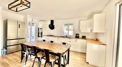 Maison 6 pièces de 158 m² à Fréjus (83600)