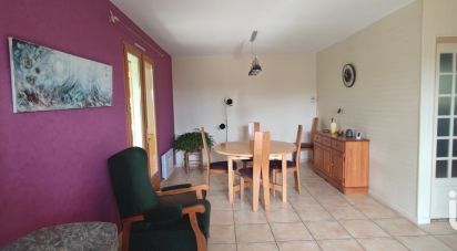 Traditional house 5 rooms of 99 m² in Lahosse (40250)