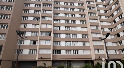 Appartement 3 pièces de 66 m² à Montreuil (93100)