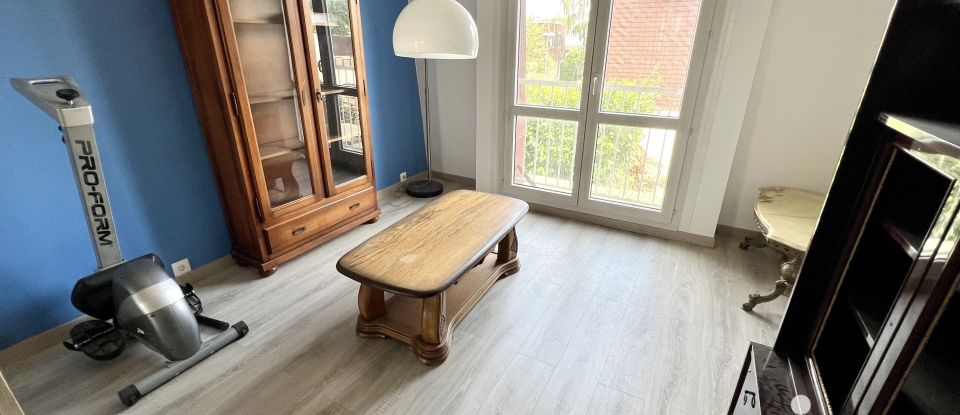 Maison traditionnelle 6 pièces de 119 m² à Bondoufle (91070)