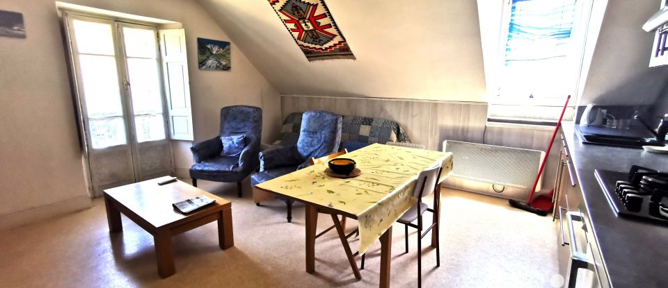 Apartment 5 rooms of 60 m² in Bagnères-de-Luchon (31110)