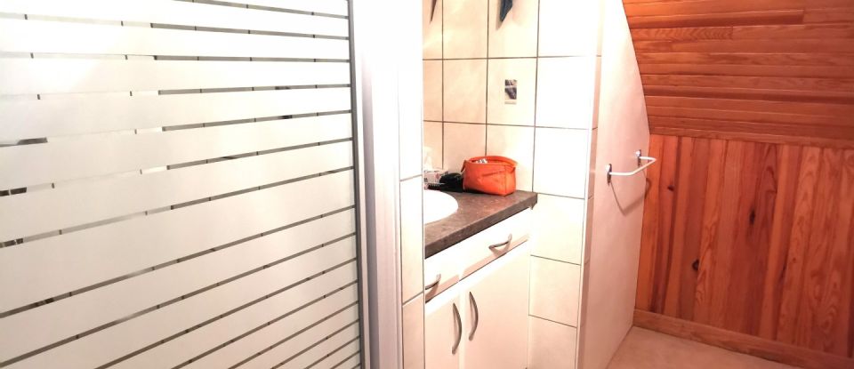 Apartment 5 rooms of 60 m² in Bagnères-de-Luchon (31110)