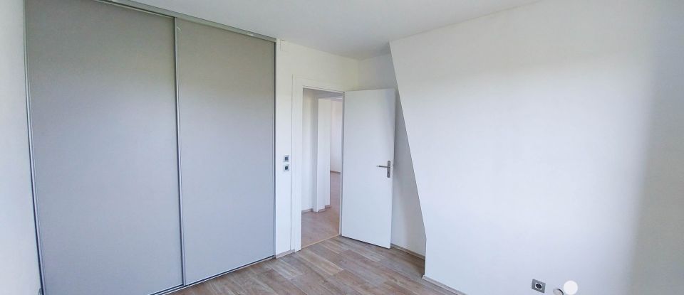 Apartment 6 rooms of 116 m² in Halstroff (57480)