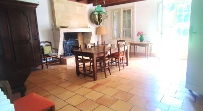 Traditional house 12 rooms of 288 m² in Arveyres (33500)