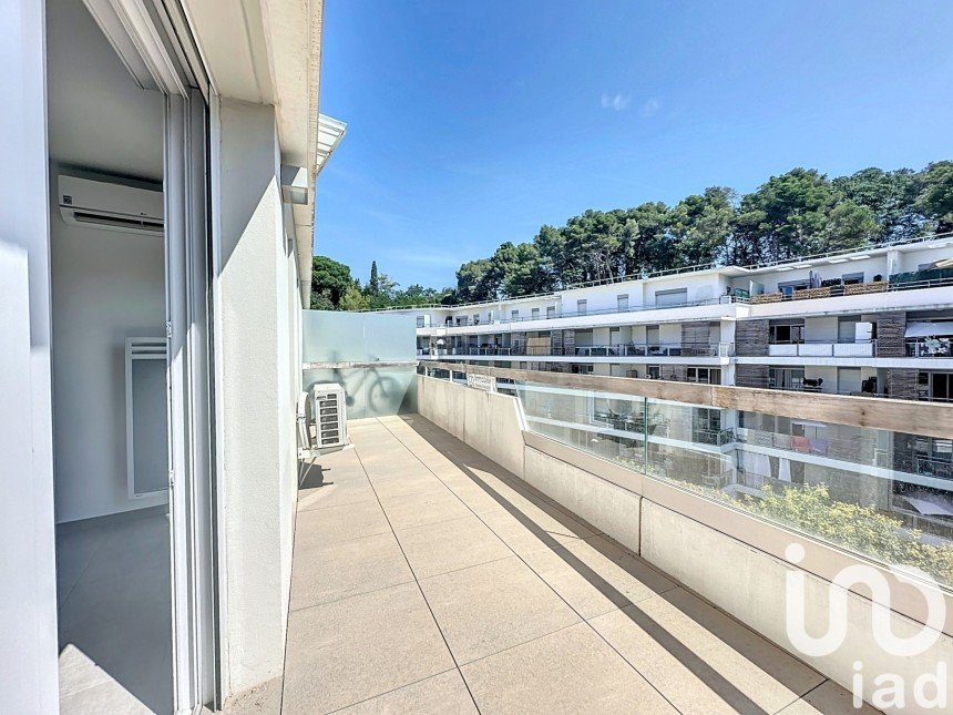 Appartement 2 pièces de 43 m² à Cannes (06150)