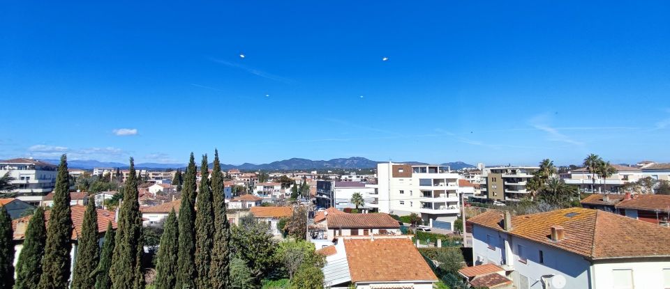 Apartment 3 rooms of 68 m² in Saint-Raphaël (83700)