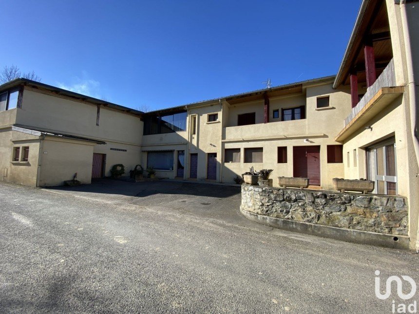 House 8 rooms of 476 m² in Bourg-de-Bigorre (65130)