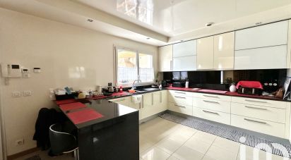 Maison 6 pièces de 175 m² à Drancy (93700)