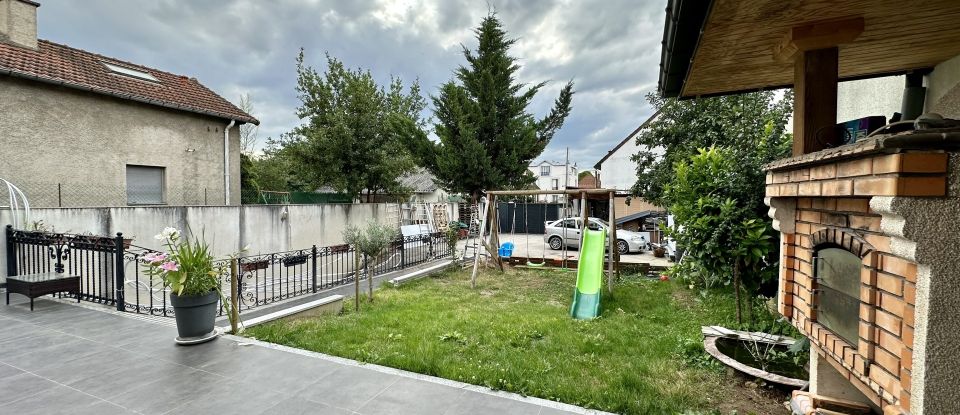 Maison 6 pièces de 175 m² à Drancy (93700)