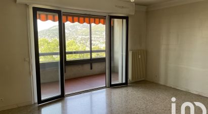 Apartment 3 rooms of 70 m² in Toulon (83000)