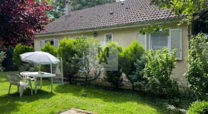 House 3 rooms of 70 m² in Saint-Thibault (60210)