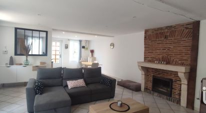 House 7 rooms of 122 m² in Saint-Menoux (03210)