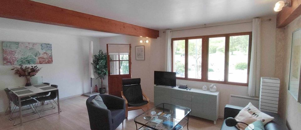 Maison 15 pièces de 478 m² à Beaumont-en-Diois (26310)