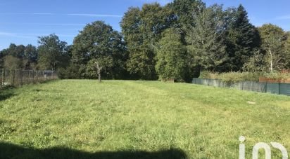 Land of 1,561 m² in Sennely (45240)