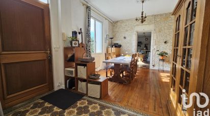 Town house 4 rooms of 125 m² in Saint-Yrieix-sur-Charente (16710)