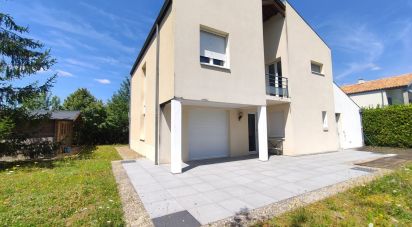 House 7 rooms of 141 m² in Lussac-les-Châteaux (86320)