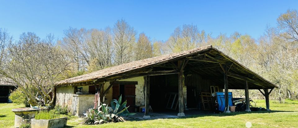 Domaine 6 pièces de 205 m² à Le Barp (33114)