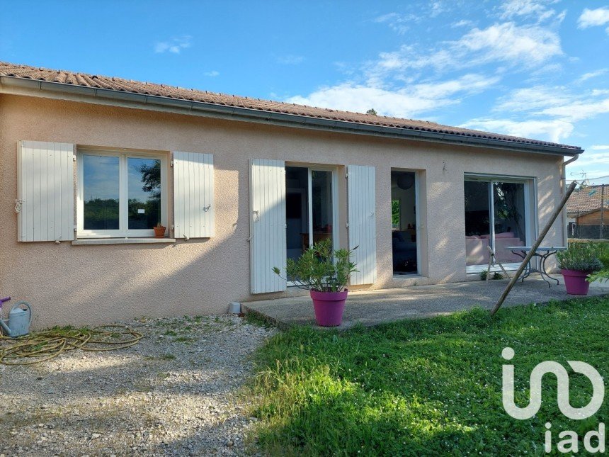 House 4 rooms of 101 m² in Romans-sur-Isère (26100)