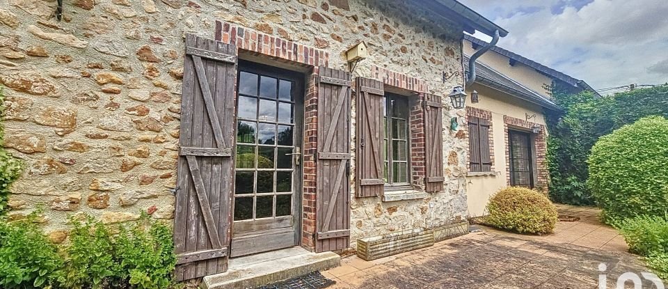 Traditional house 5 rooms of 129 m² in Ferreux-Quincey (10400)