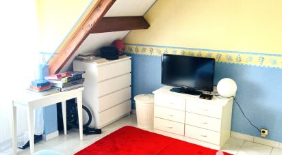 Traditional house 7 rooms of 156 m² in Villejuif (94800)