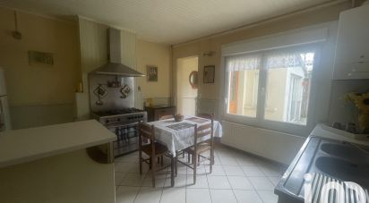 Town house 4 rooms of 80 m² in Harnes (62440)