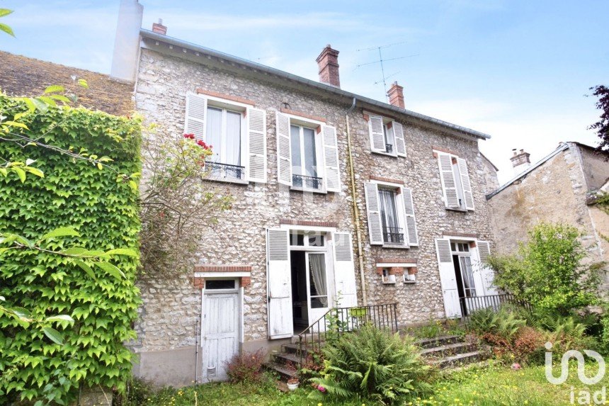 House 11 rooms of 310 m² in Moret Loing et Orvanne (77250)