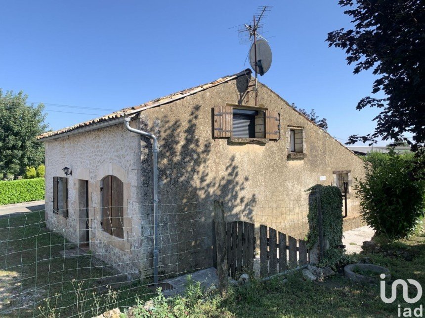 Maison 5 pièces de 83 m² à Courpignac (17130)