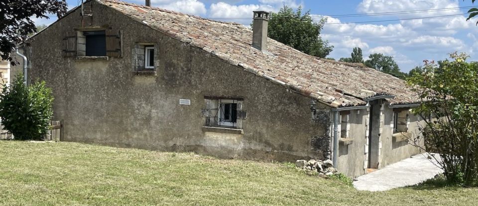 Maison 5 pièces de 83 m² à Courpignac (17130)