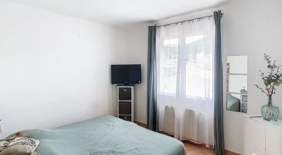 Appartement 4 pièces de 92 m² à Rognac (13340)