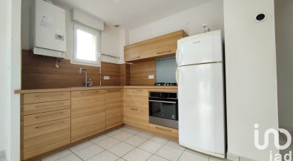 Apartment 2 rooms of 40 m² in LAISSAC (12310)
