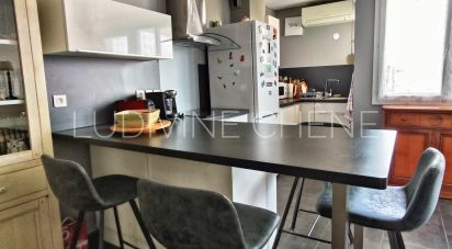 Appartement 2 pièces de 51 m² à Sète (34200)