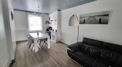 Maison 4 pièces de 82 m² à Tourcoing (59200)