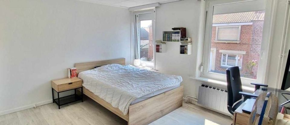 Maison 4 pièces de 82 m² à Tourcoing (59200)