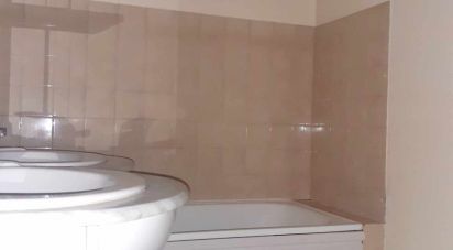 Apartment 3 rooms of 72 m² in Talant (21240)