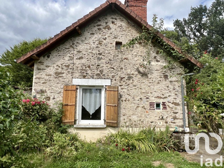 Country house 4 rooms of 60 m² in Vigeois (19410)