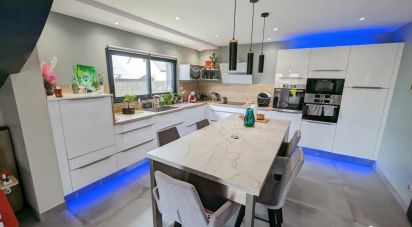 Maison 5 pièces de 142 m² à Saint-Vigor-le-Grand (14400)