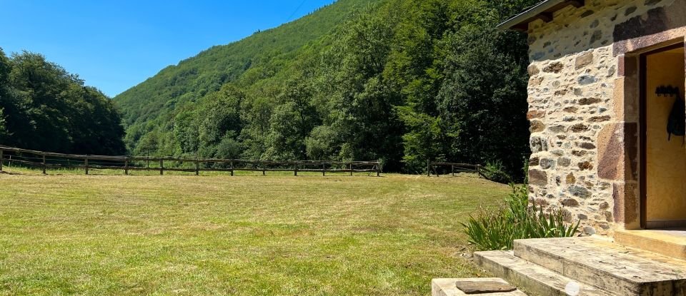 Maison de campagne 5 pièces de 100 m² à Saint Geniez d'Olt et d'Aubrac (12130)